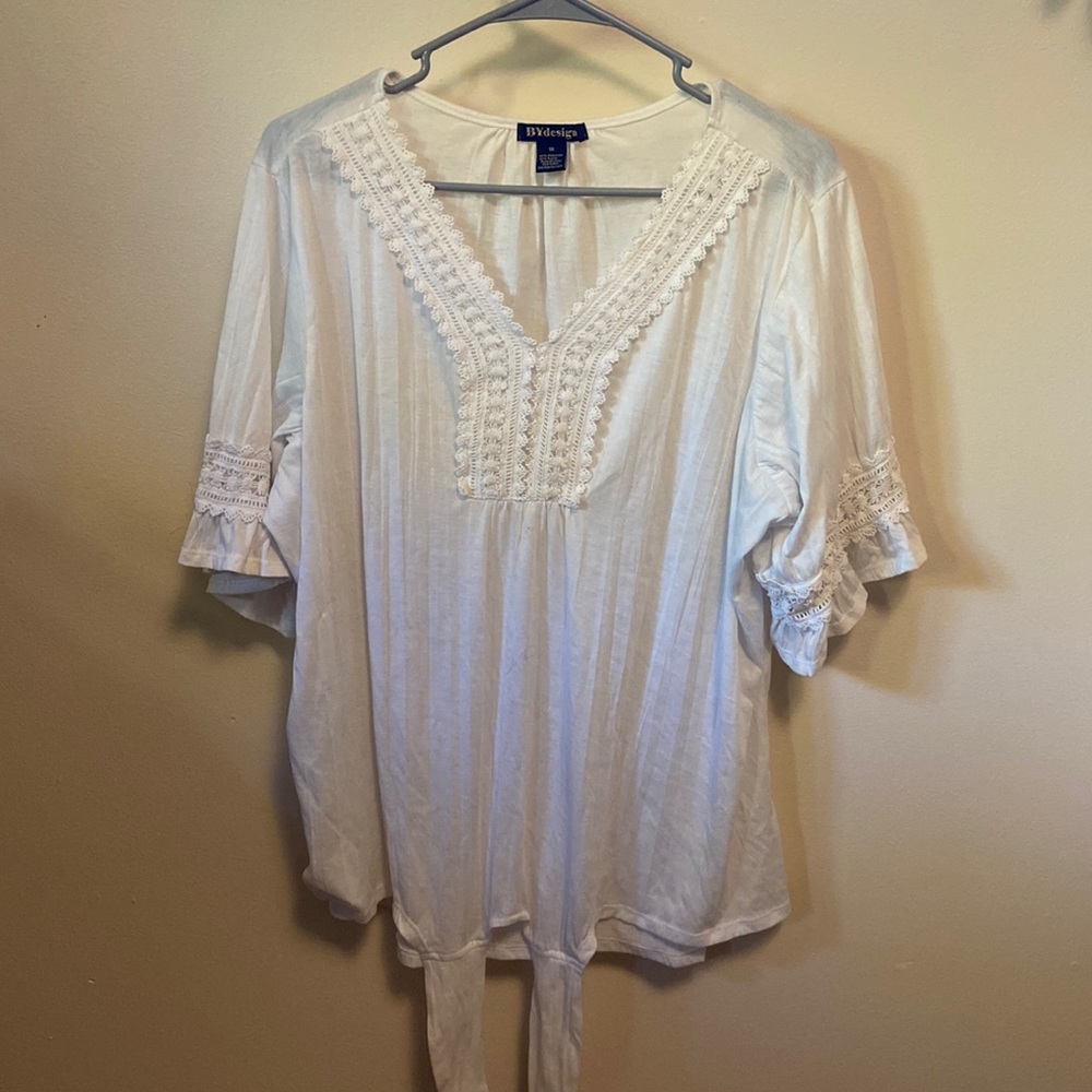 SHEER WHITE TOP
